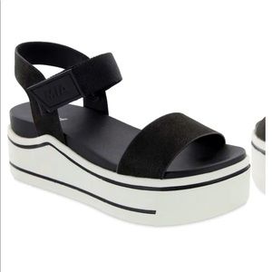 ~Worn once~ MIA Odelia Platform Sandal